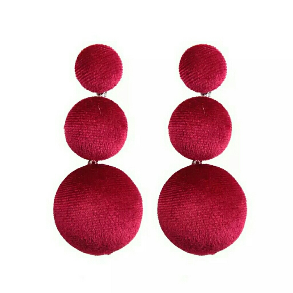 Zara earrings | red | velvet - Picture 1 of 3